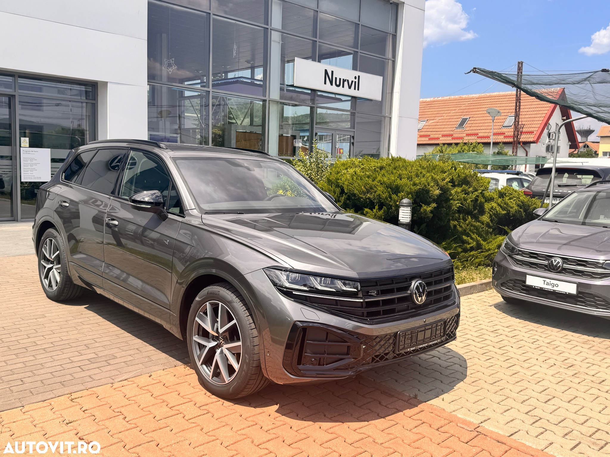 Volkswagen Touareg V6 TDI 4MOTION R-Line - 2