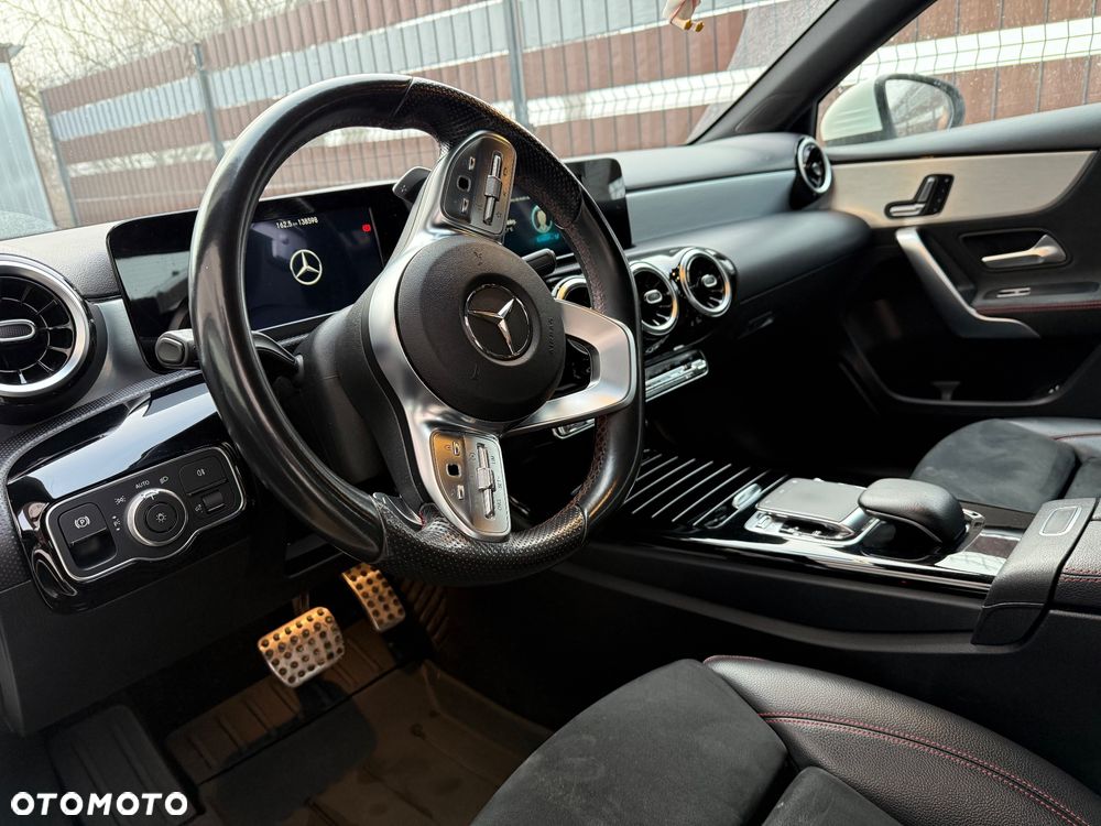 Mercedes-Benz Klasa A 200 AMG Line 7G-DCT - 9