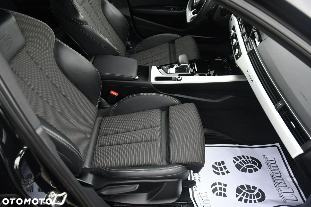 Audi A4 - 24