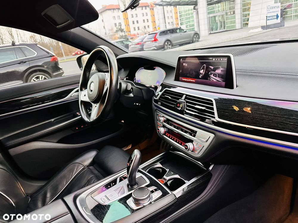 BMW Seria 7 740d xDrive sport - 5