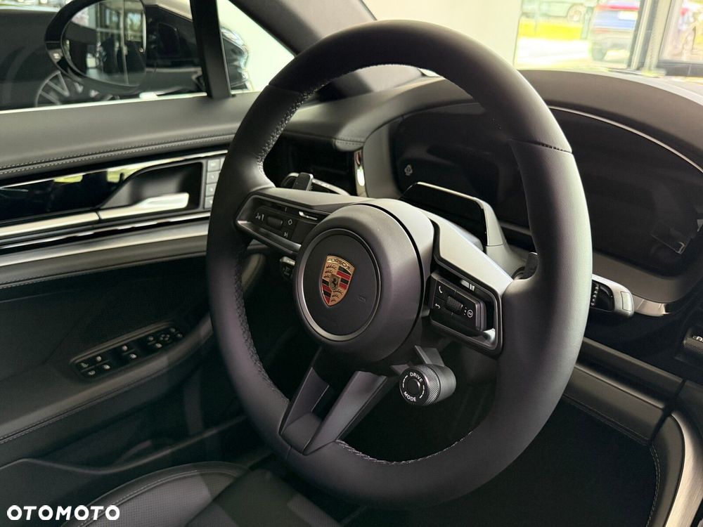 Porsche Panamera - 27
