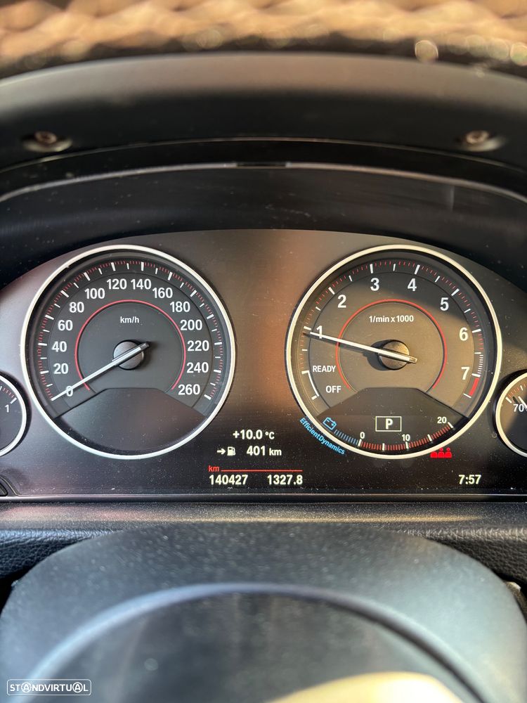 BMW 330 i Pack M Auto - 17