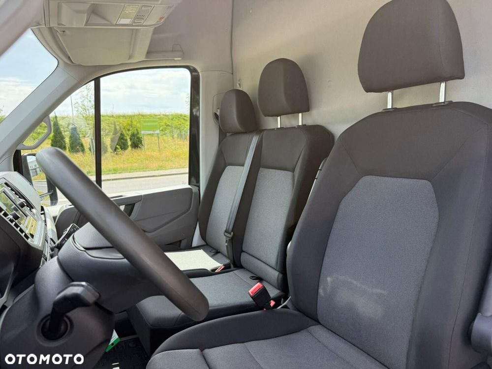 Volkswagen Crafter 35 furgon 140KM 3640 - 15