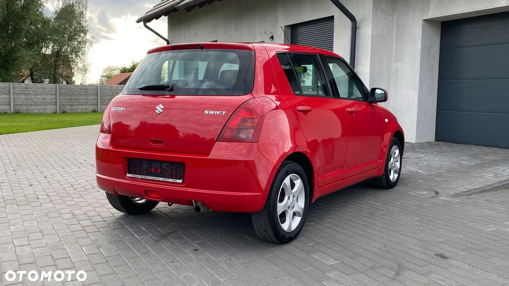 Suzuki Swift - 11