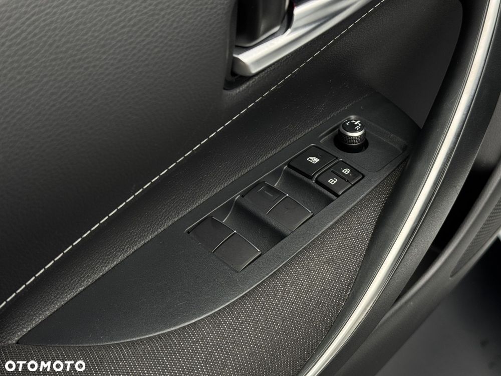 Toyota Corolla 1.8 Hybrid Comfort - 22