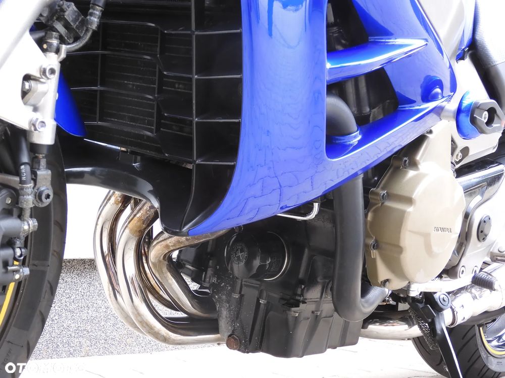 Honda X11 - 24