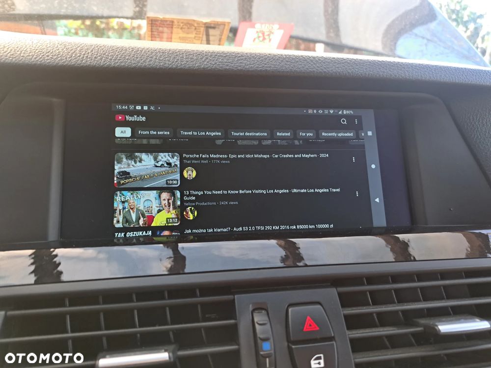 BMW Seria 5 528i xDrive Sport-Aut - 34