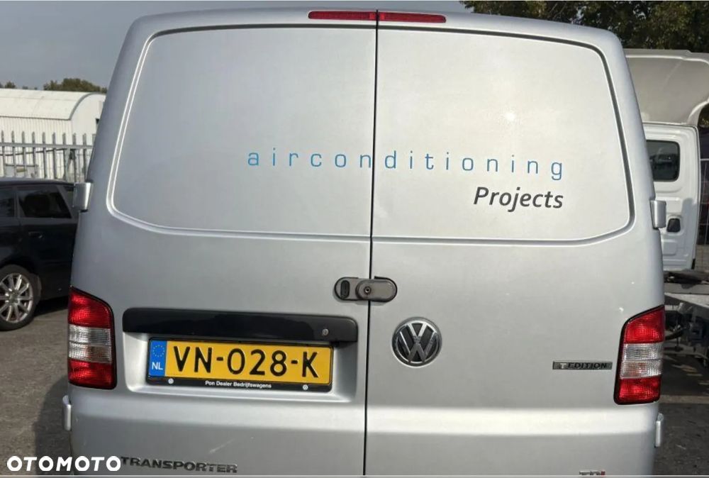 Volkswagen Transporter T5 - 17