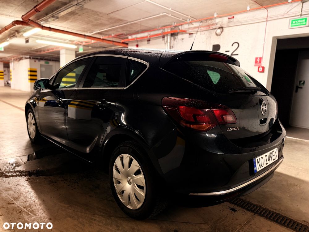 Opel Astra - 9