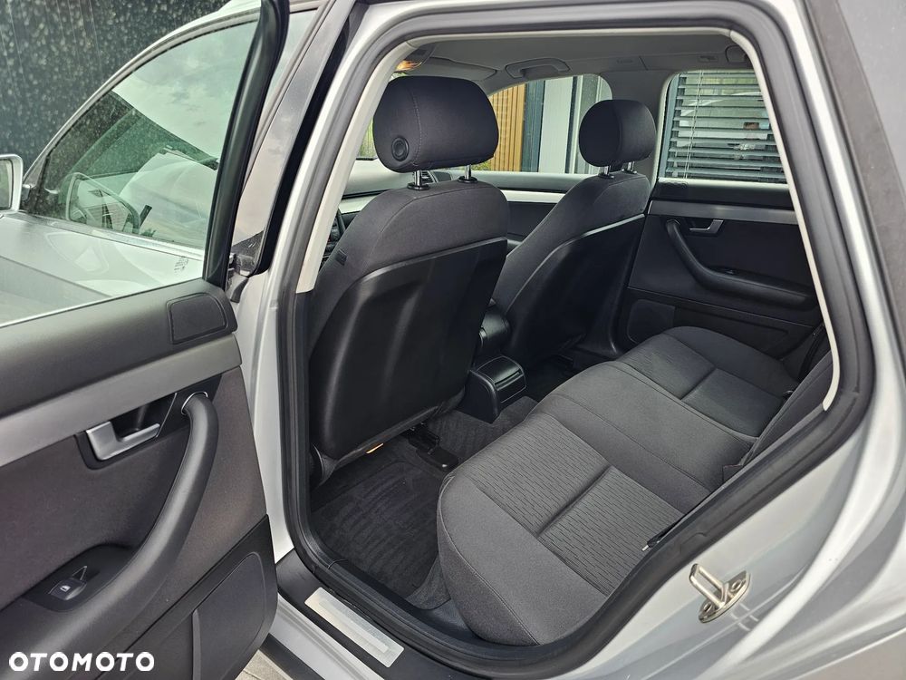 Audi A4 Avant 1.6 - 7