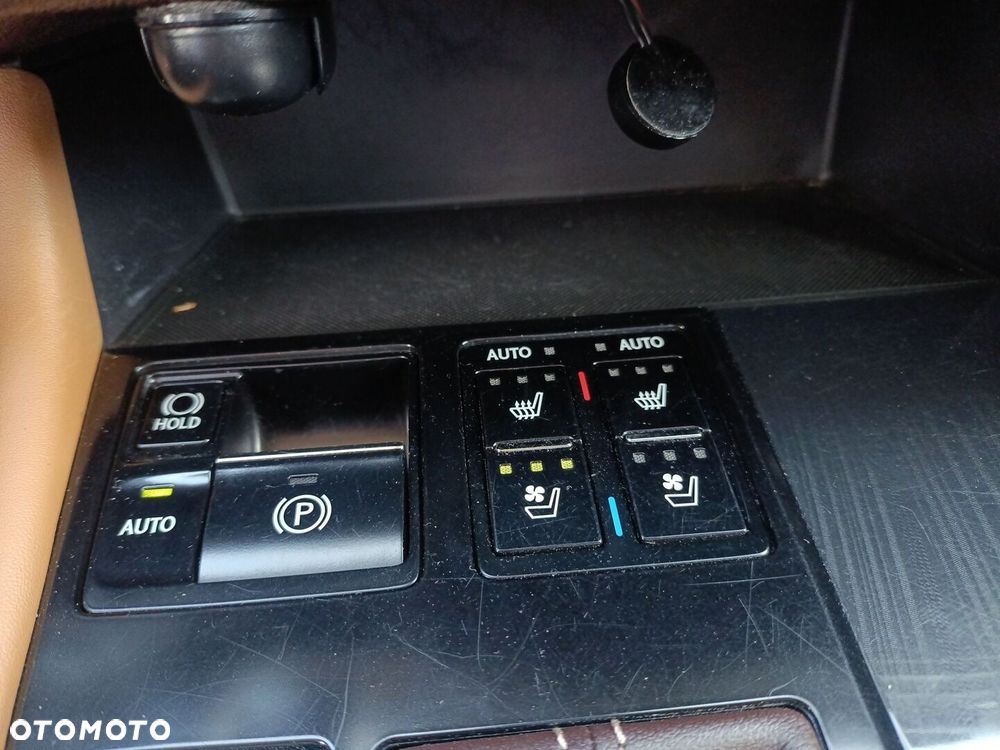 Lexus RX 450h Elegance MY19 - 28