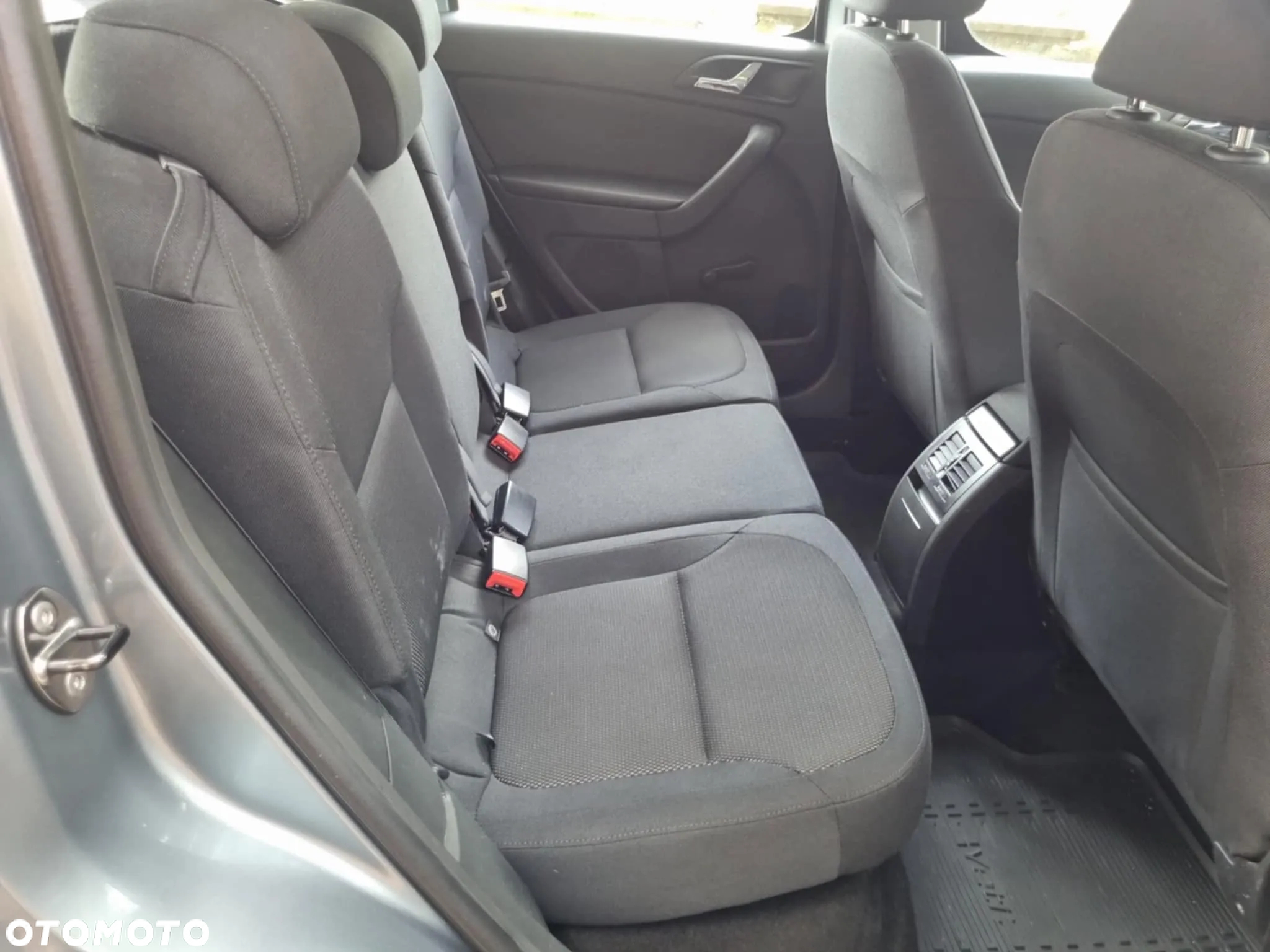 Skoda Yeti 1.2 TSI DSG Active - 14