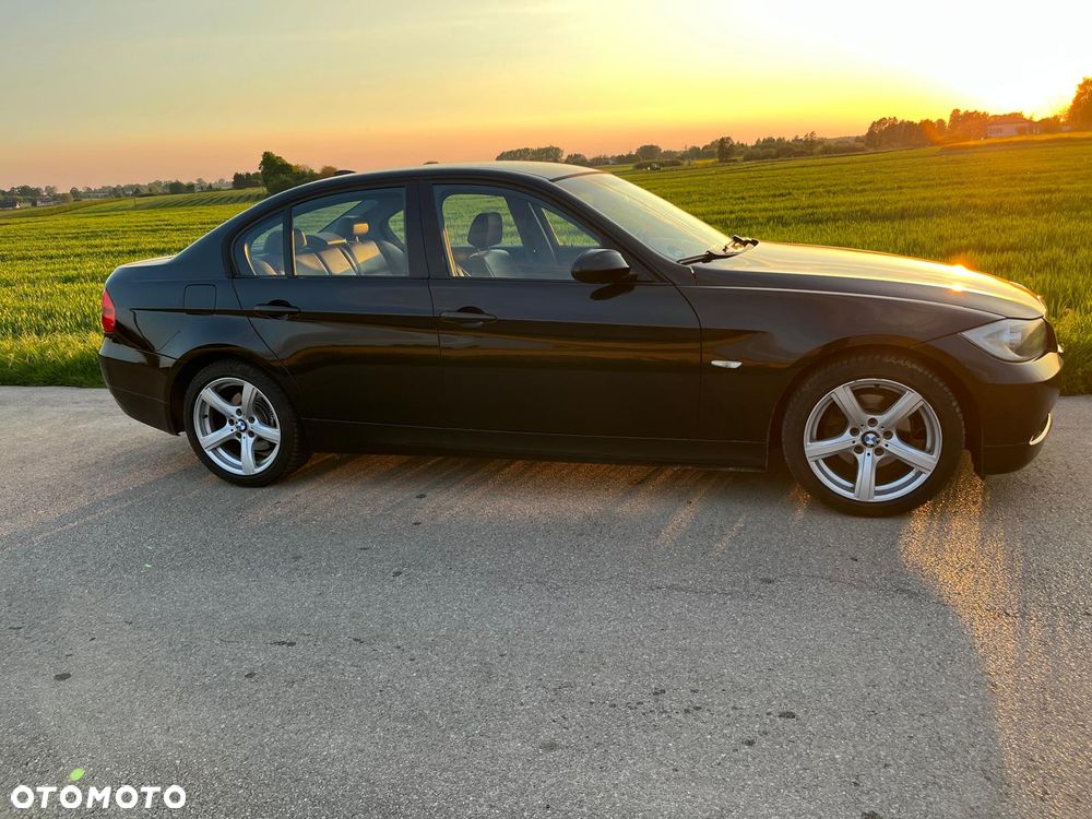 BMW Seria 3 - 27