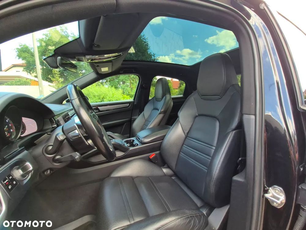 Porsche Cayenne - 13