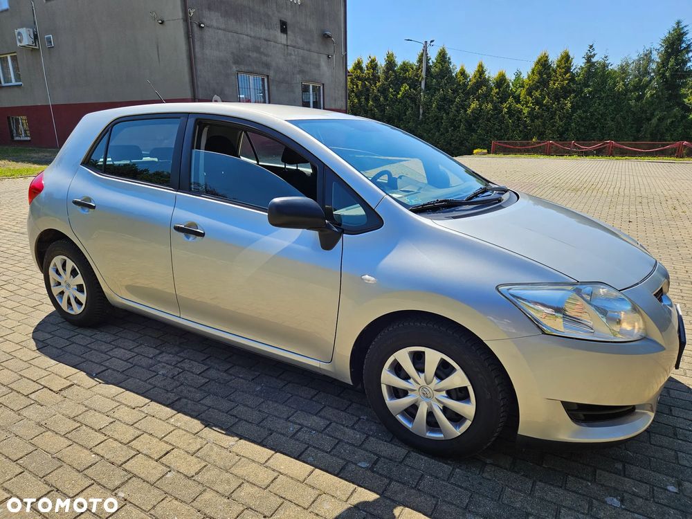Toyota Auris 1.33 VVT-i Luna - 5