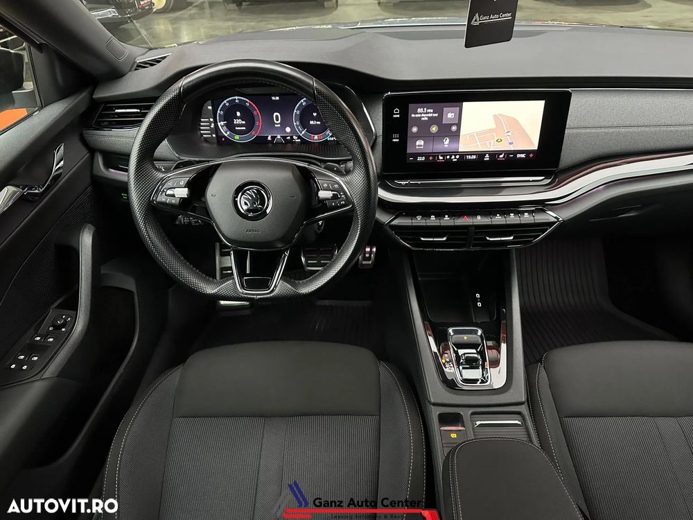 Skoda Octavia 2.0 TDI DSG Style - 7