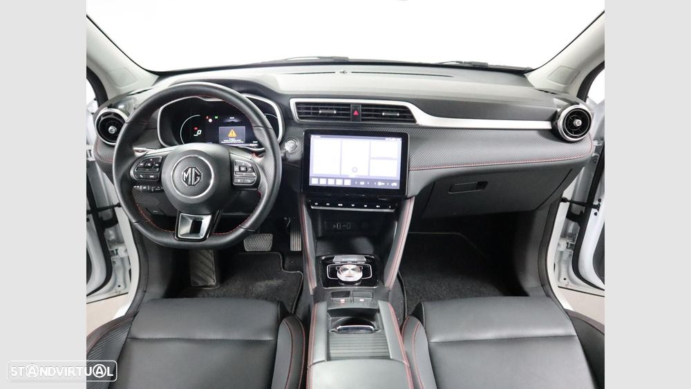 MG ZS EV 72.6 kWh Luxury OBC 11 kW - 10
