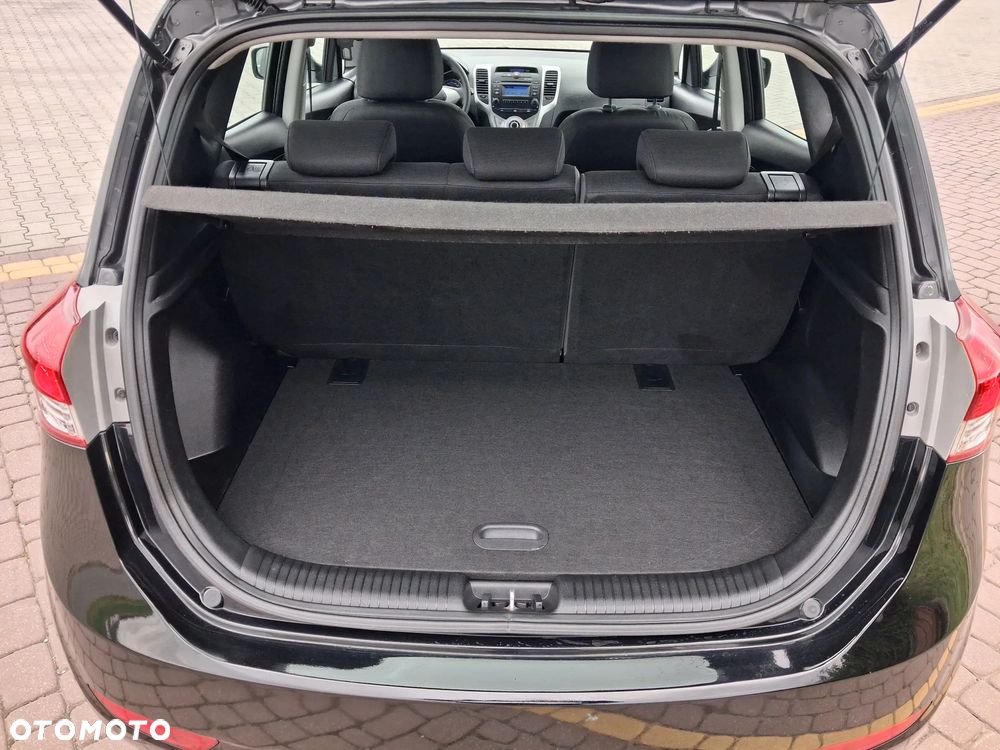 Hyundai ix20 1.4 UEFA EURO 2012 Edition - 15