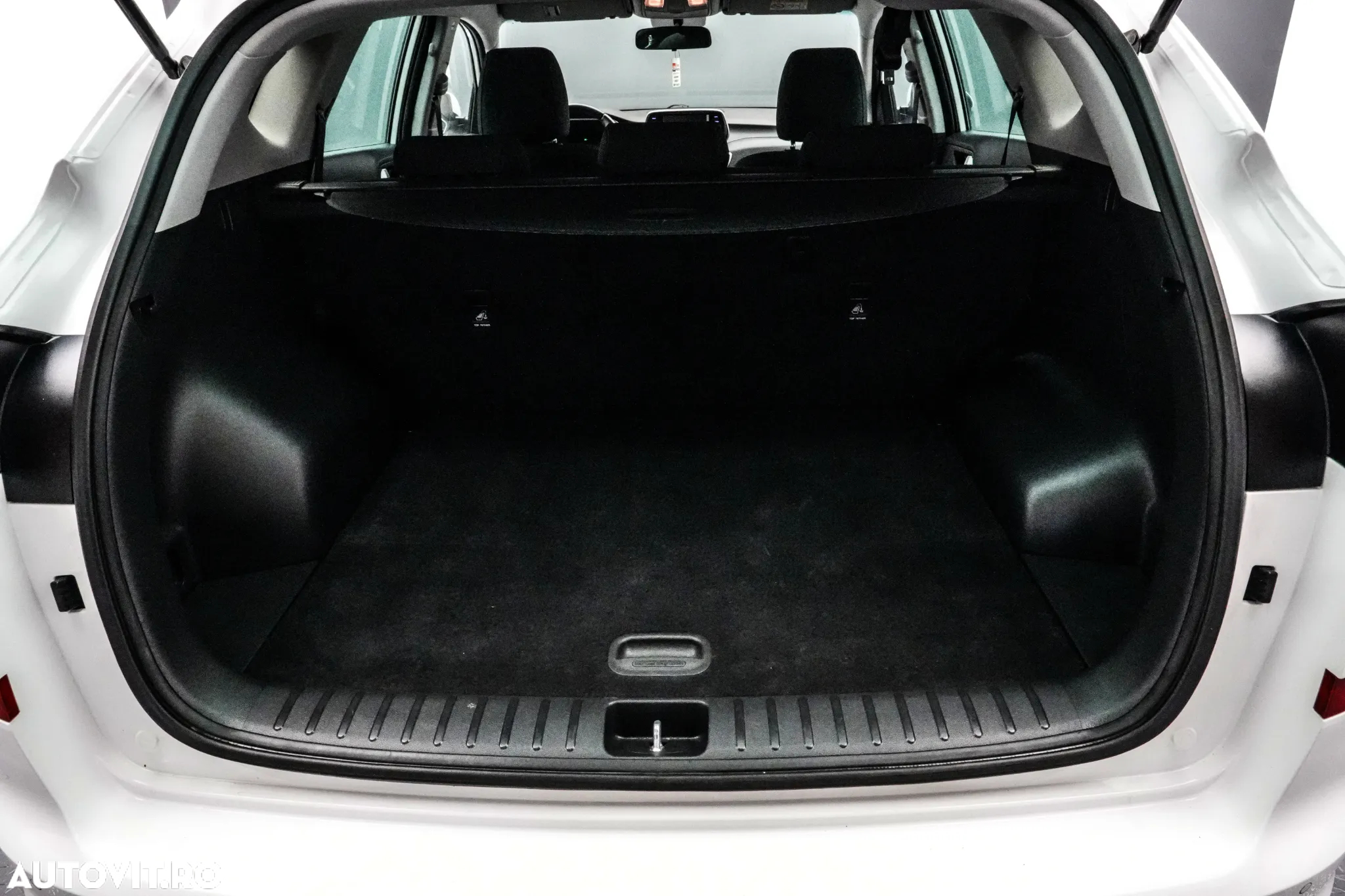 Hyundai Tucson 1.6 CRDi 4WD 6MT Premium - 22