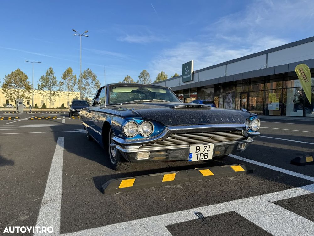 Ford Thunderbird - 1