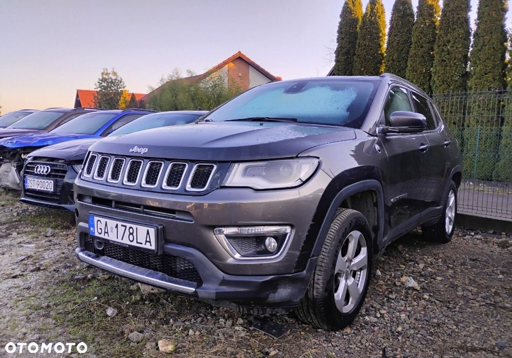 Jeep Compass - 2