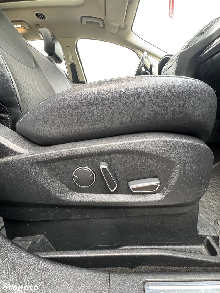 Ford S-Max 2.0 TDCi Bi-Turbo Titanium PowerShift - 35
