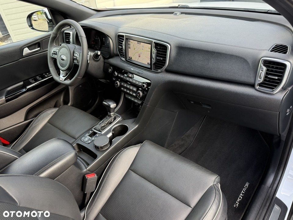 Kia Sportage 1.6 T-GDI AWD DCT GT LINE - 29