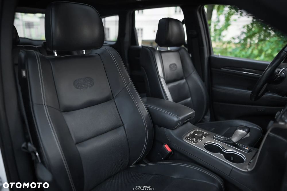 Jeep Grand Cherokee 5.7 V8 HEMI 4WD Automatik Overland - 13