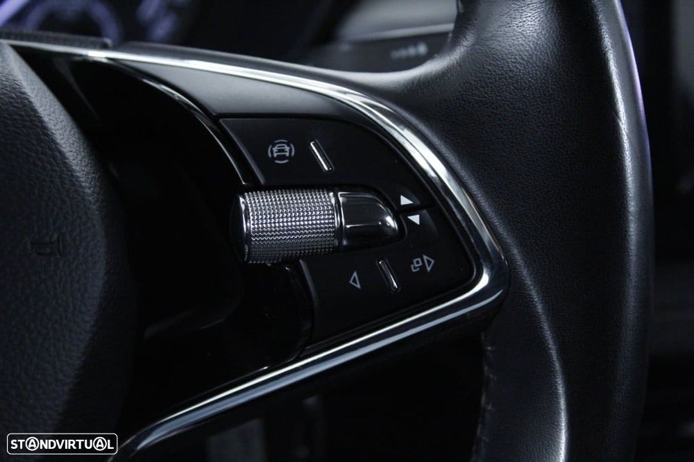 Skoda Fabia 1.0 MPI Selection - 23