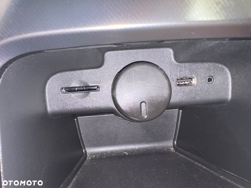 Opel Astra 1.6 T SIDI Cosmo S&S - 20