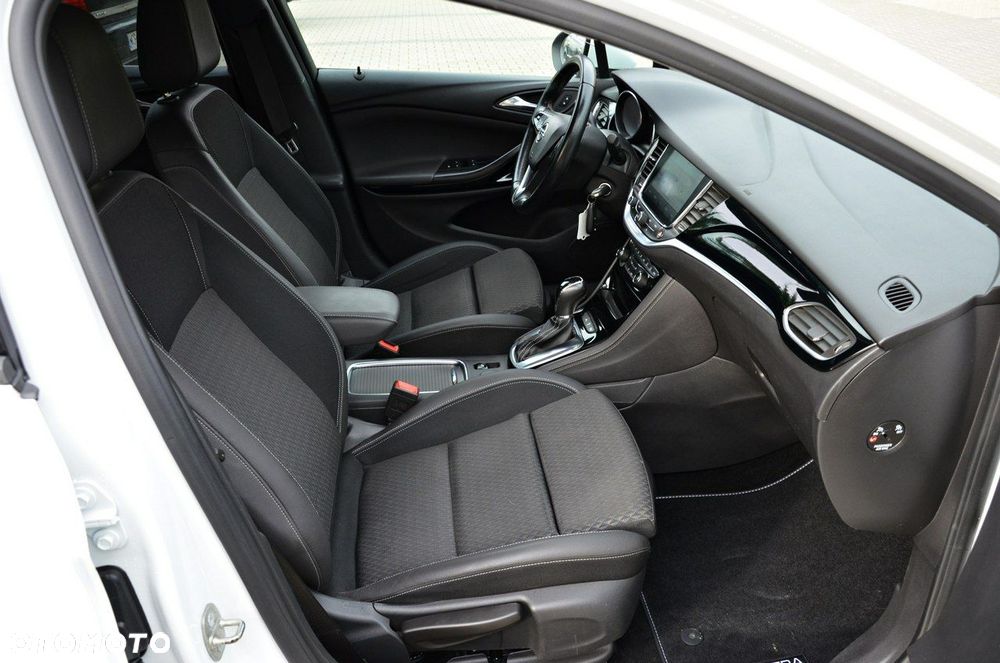 Opel Astra 1.6 D (CDTI) Automatik Dynamic - 38