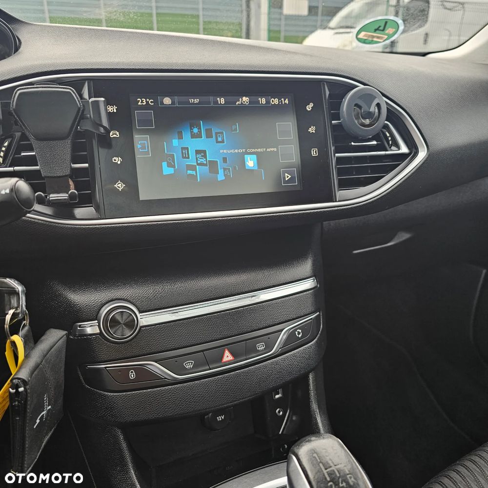 Peugeot 308 - 14