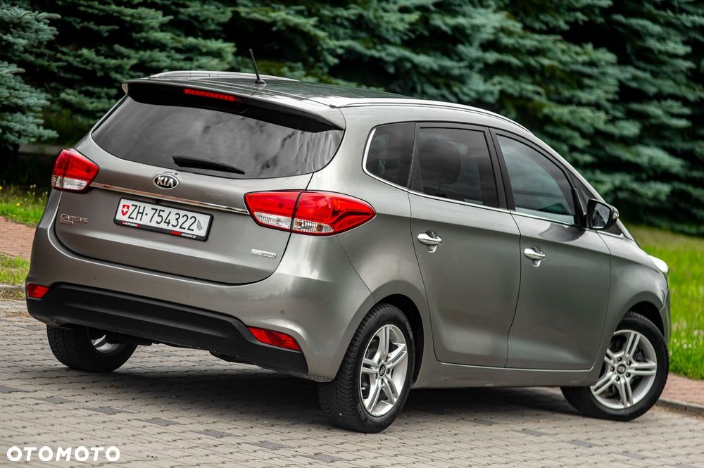 Kia Carens 1.6 GDI ISG Spirit - 10