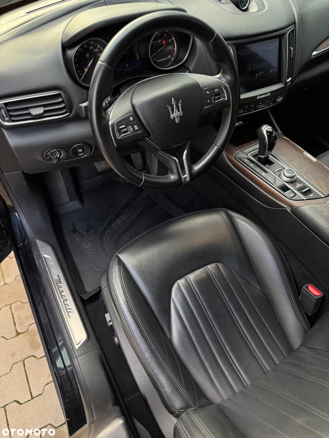Maserati Levante Q4 Executive - 16