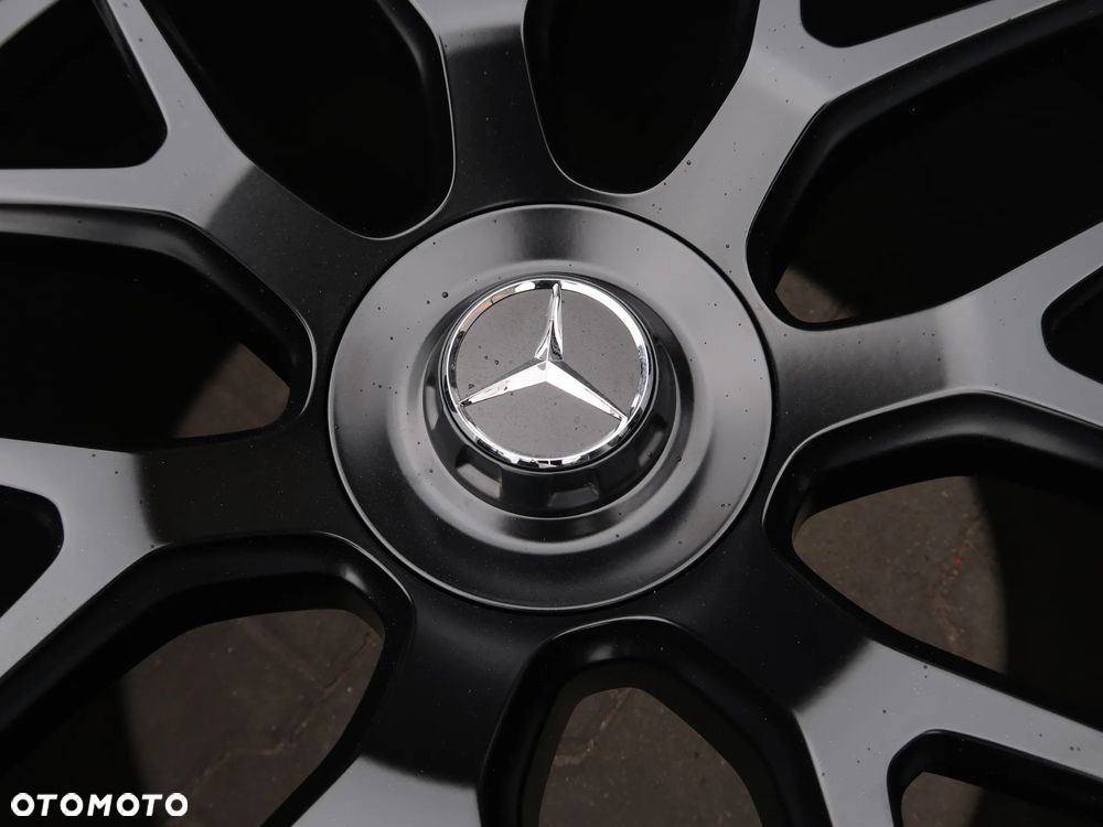 Koła zimowe Mercedes 4 Door AMG GT 4 Door  W290 21" PIRELLI - 17