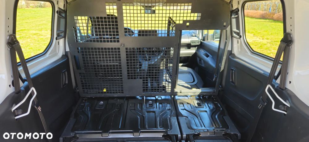 Peugeot Partner - 27