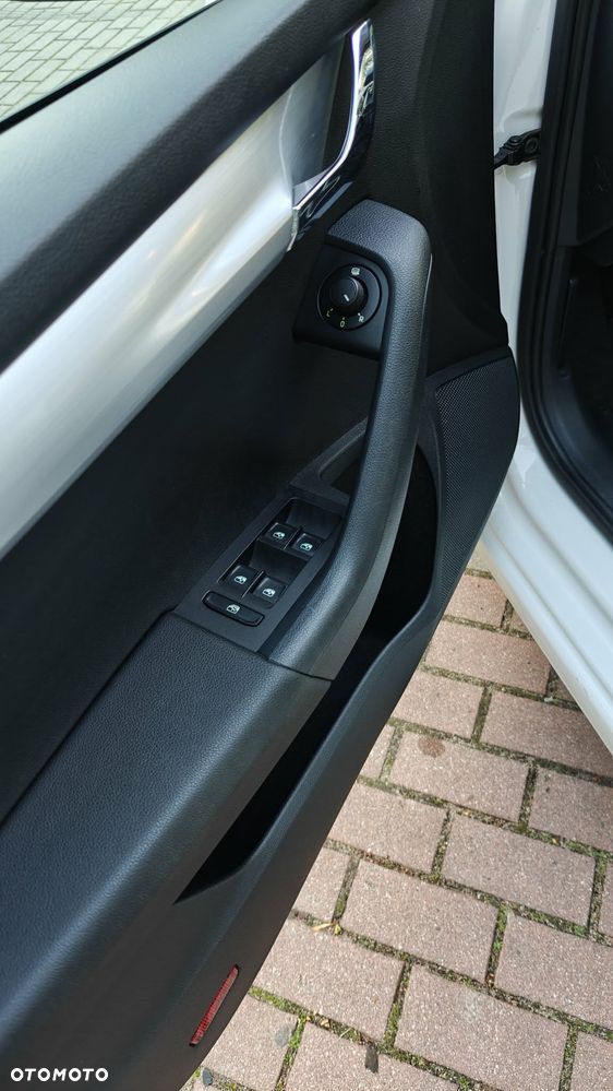 Skoda Octavia 1.6 TDI Ambition - 13