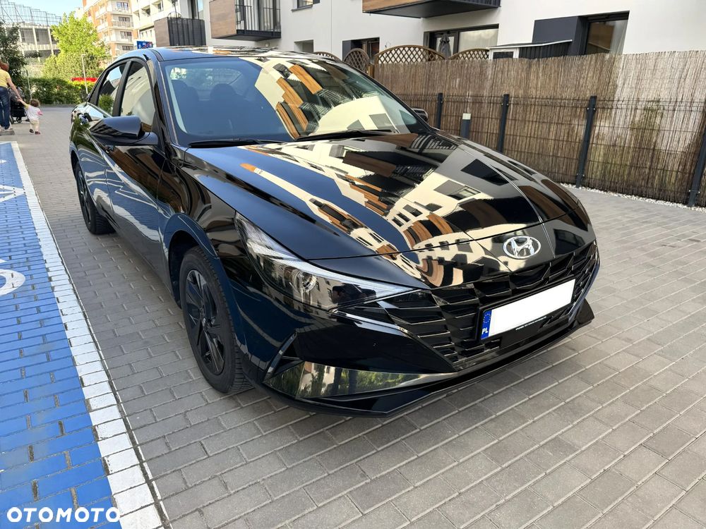 Hyundai Elantra 1.6 Smart CVT - 4