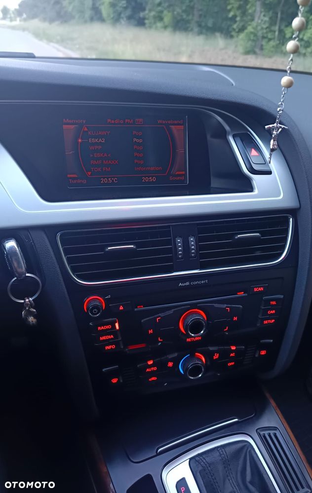 Audi A4 Avant 2.0 TDI Multitronic - 13