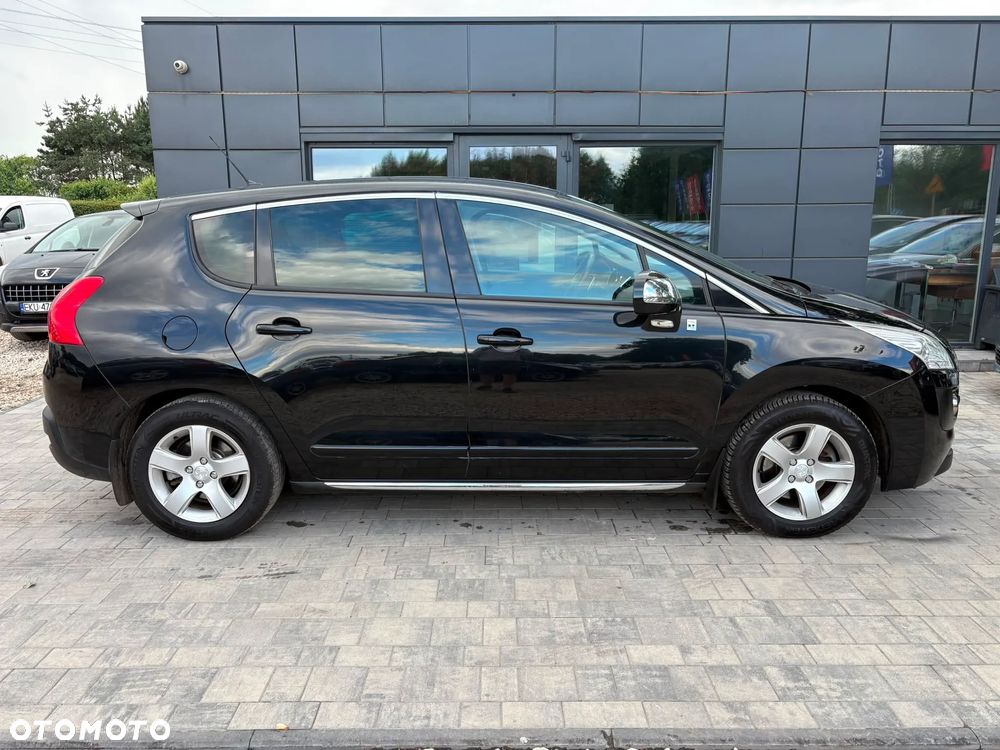 Peugeot 3008 Hybrid4 - 4