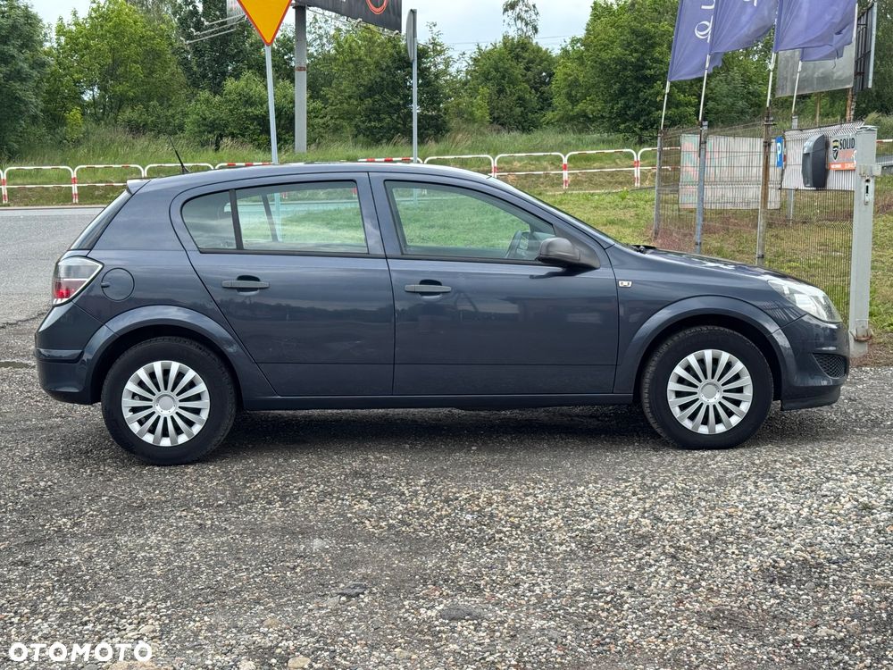 Opel Astra - 11