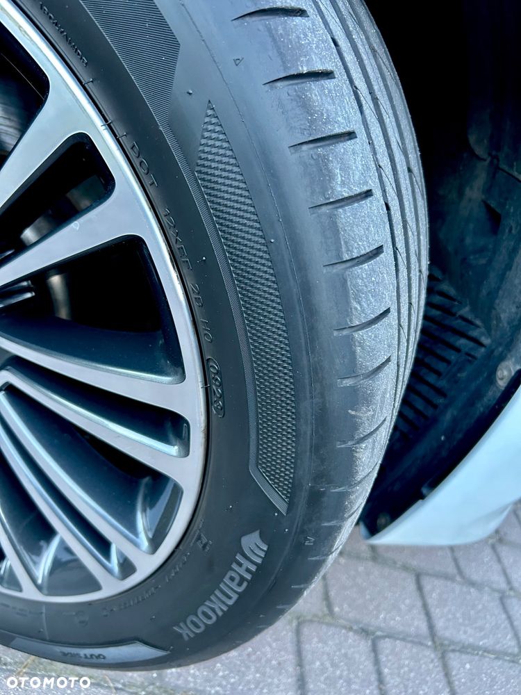 BMW Seria 5 520d Sport Line sport - 38