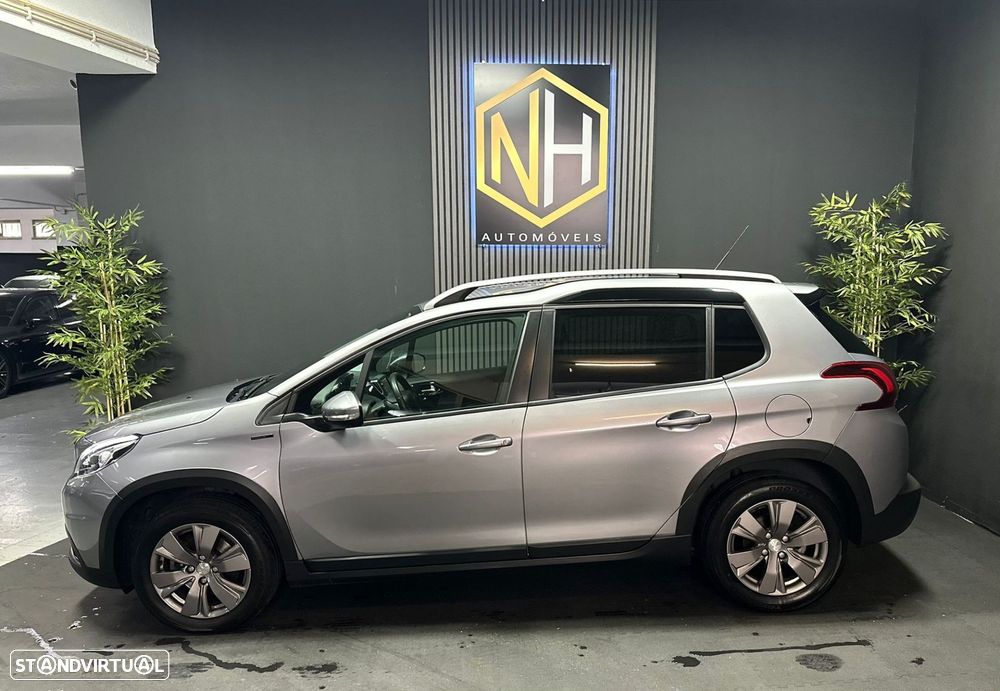 Peugeot 2008 1.2 PureTech Signature EAT6 - 3