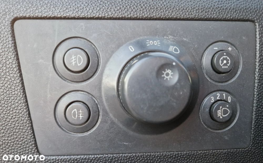 Opel Zafira 1.9 CDTI Navi - 19