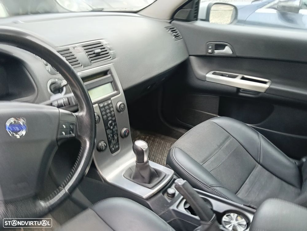 Volvo C30 1.6 D - 14