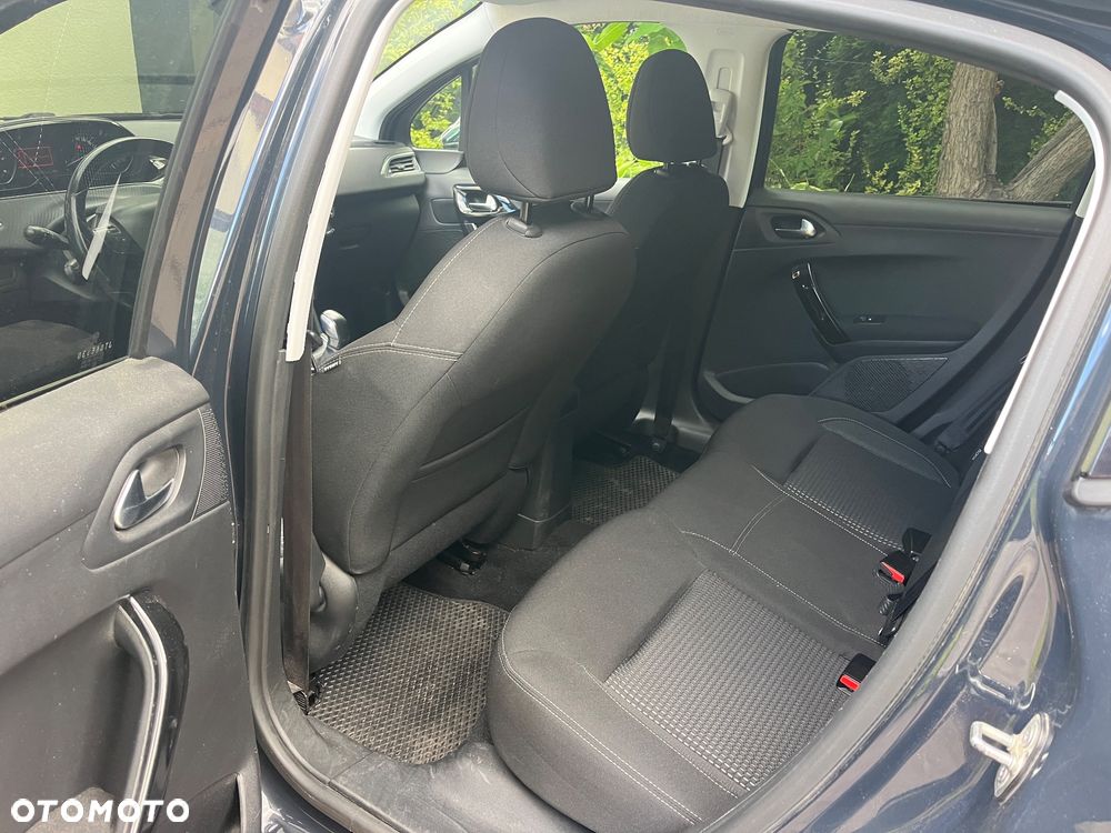 Peugeot 208 1.6 BlueHDi Active - 9