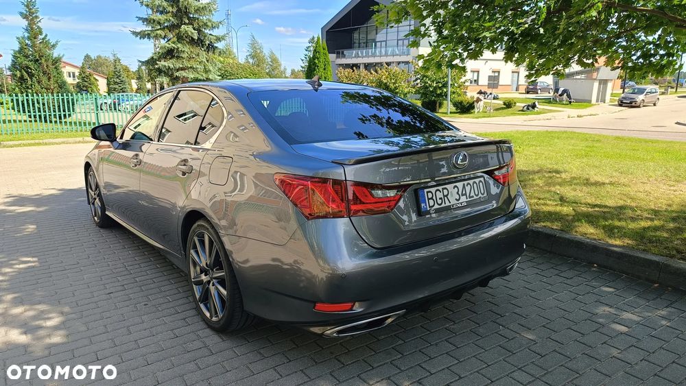 Lexus GS - 15