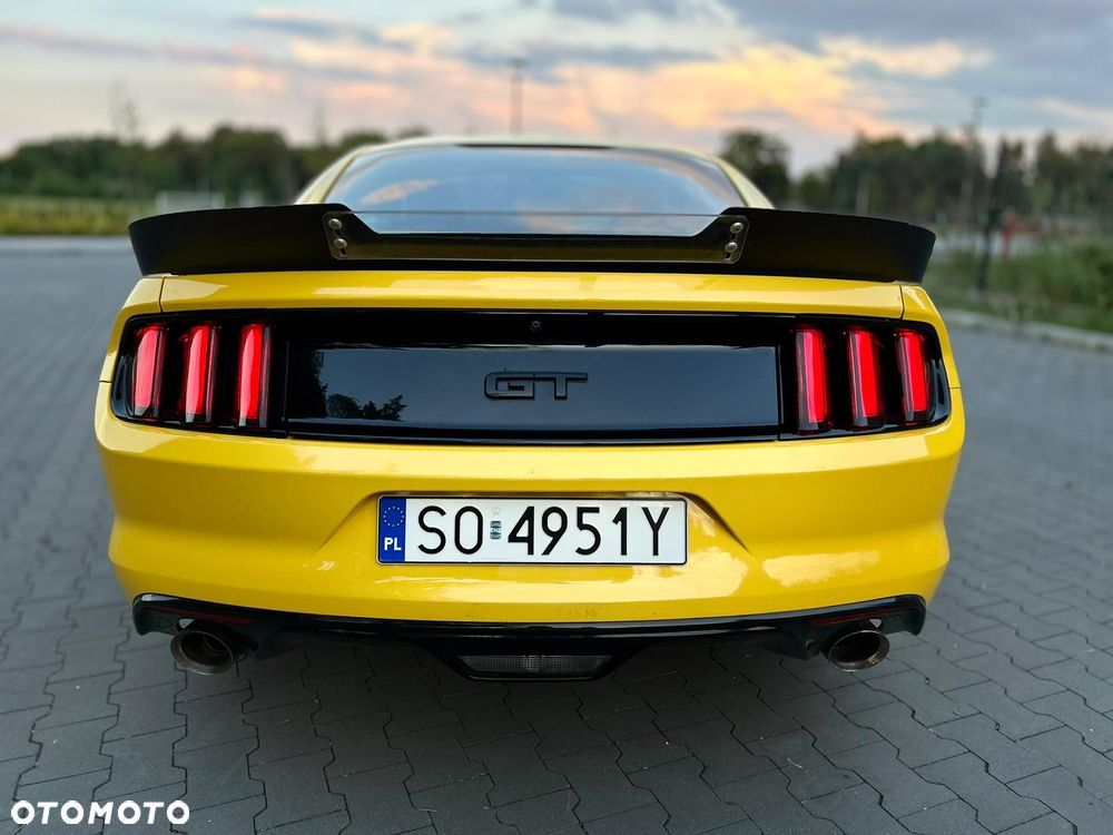 Ford Mustang - 3