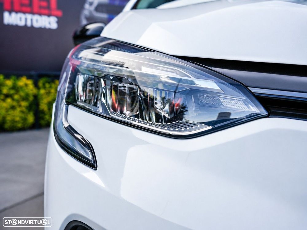 Renault Clio - 14
