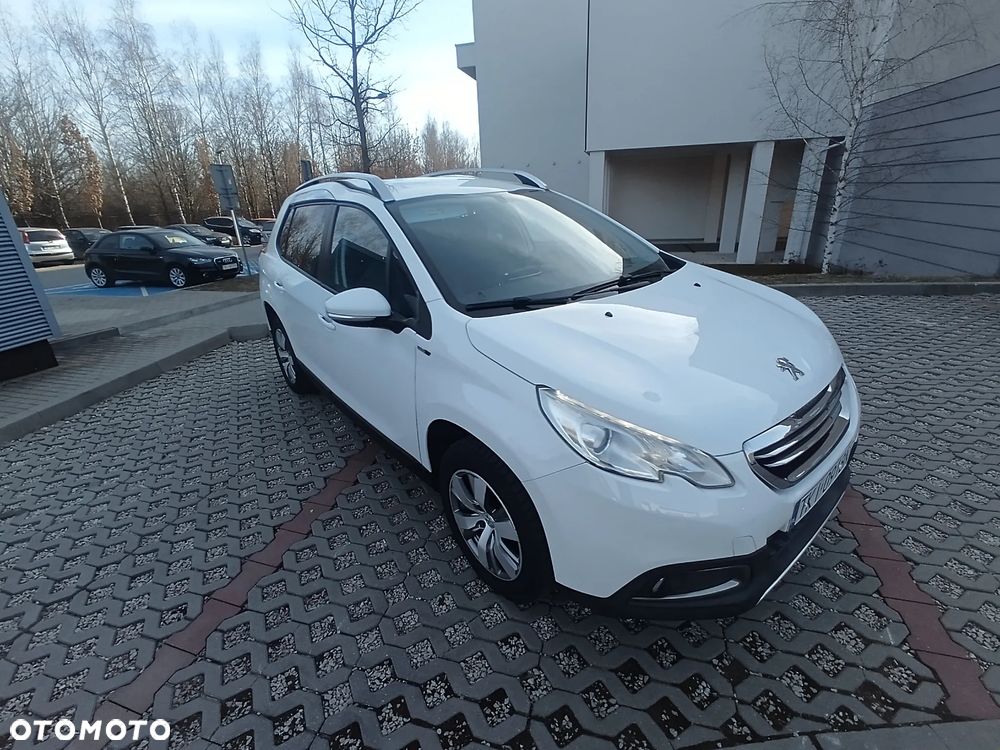 Peugeot 2008 1.6 BlueHDi Style - 6